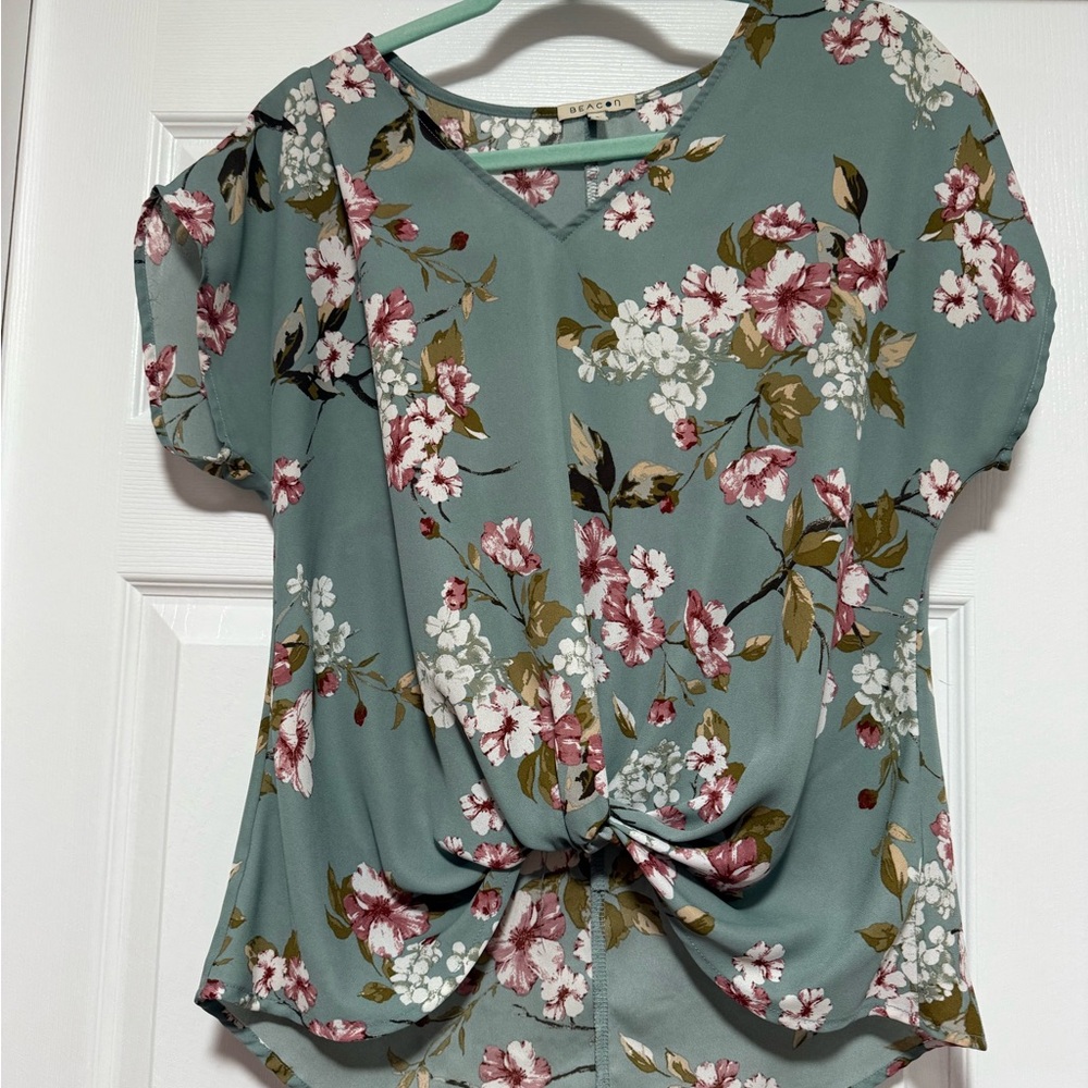 Beacon Flutter Sleeve Tie Front Blouse in Pink and White